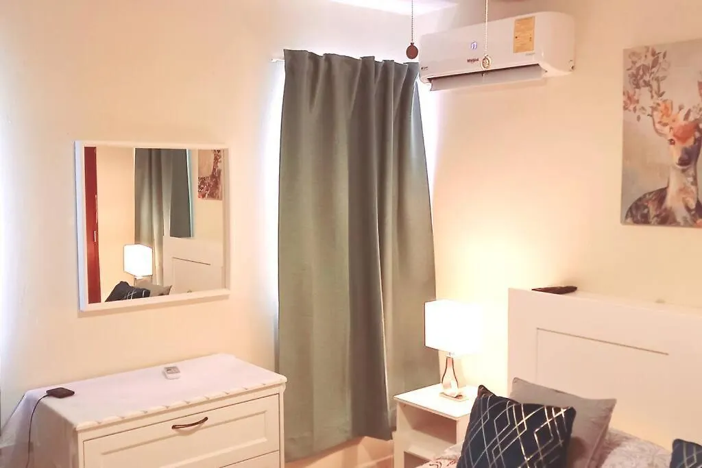 Apartmento En Los Restauradores 산토도밍고 0*,
